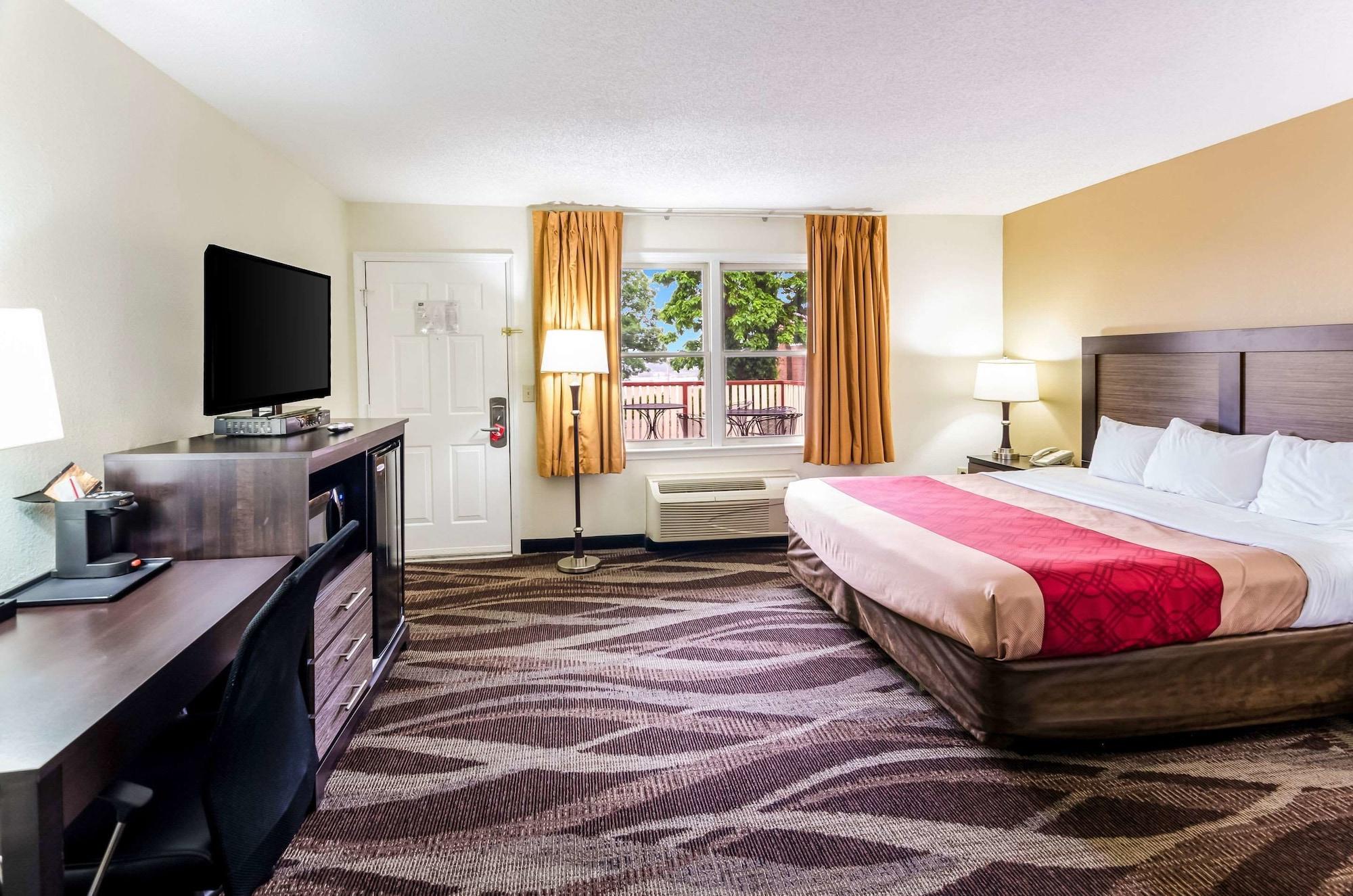 Econo Lodge Glade Springs I-81 Zewnętrze zdjęcie