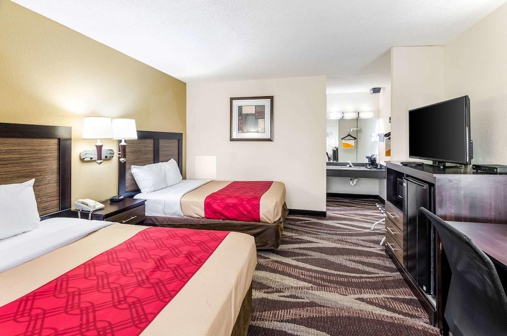 Econo Lodge Glade Springs I-81 Zewnętrze zdjęcie