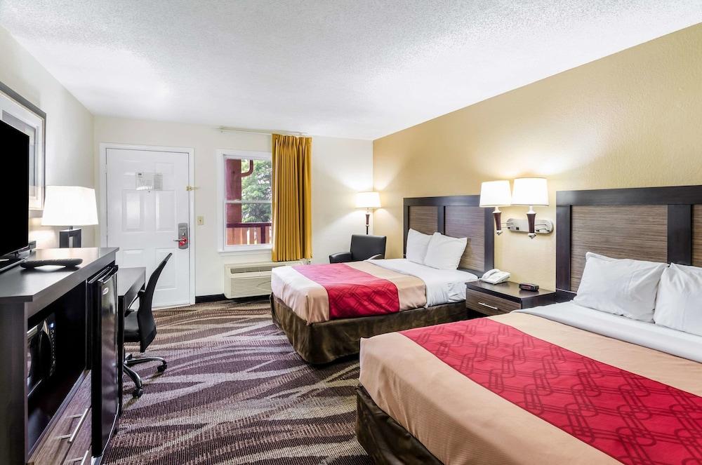 Econo Lodge Glade Springs I-81 Zewnętrze zdjęcie