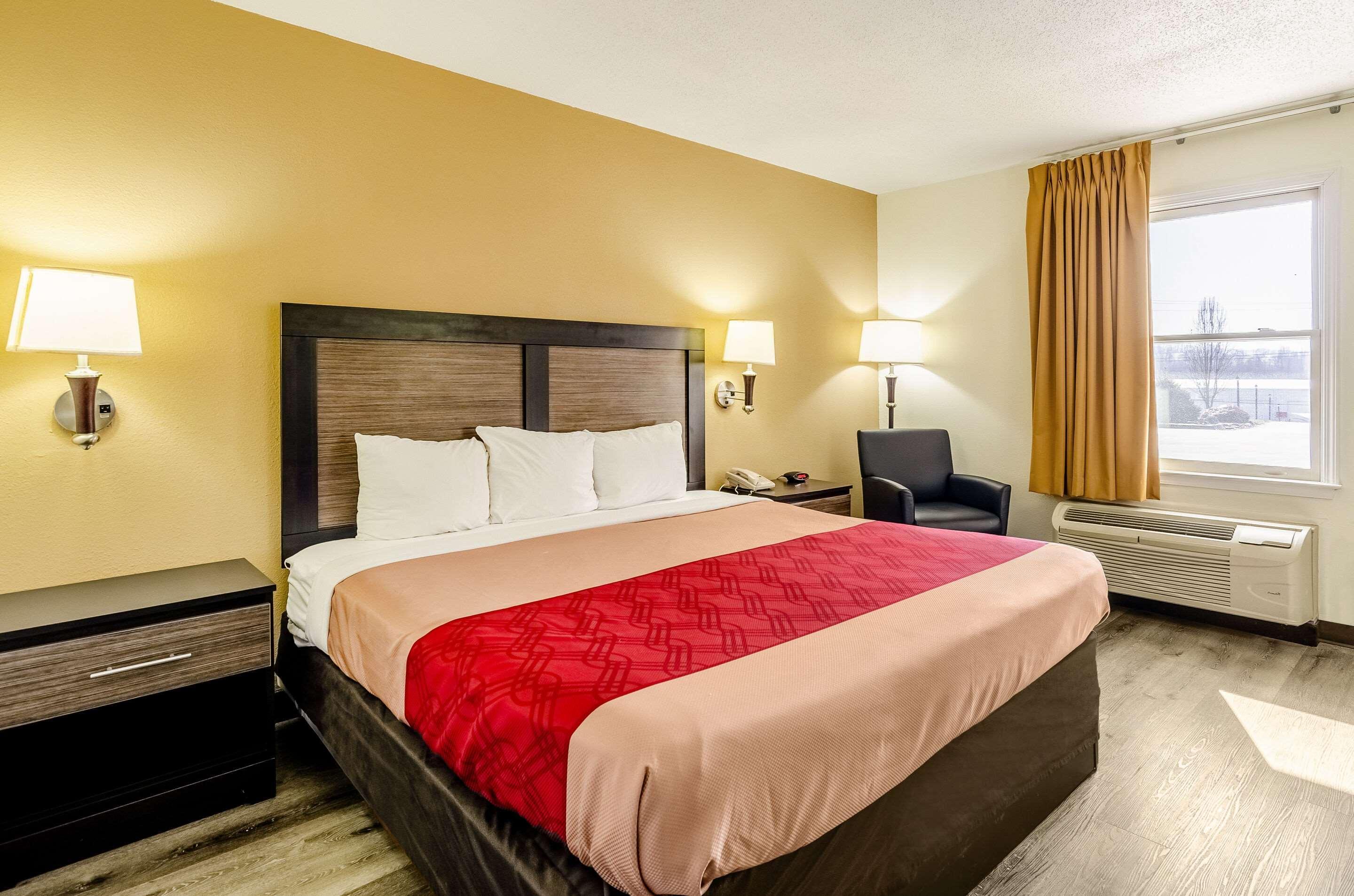 Econo Lodge Glade Springs I-81 Zewnętrze zdjęcie