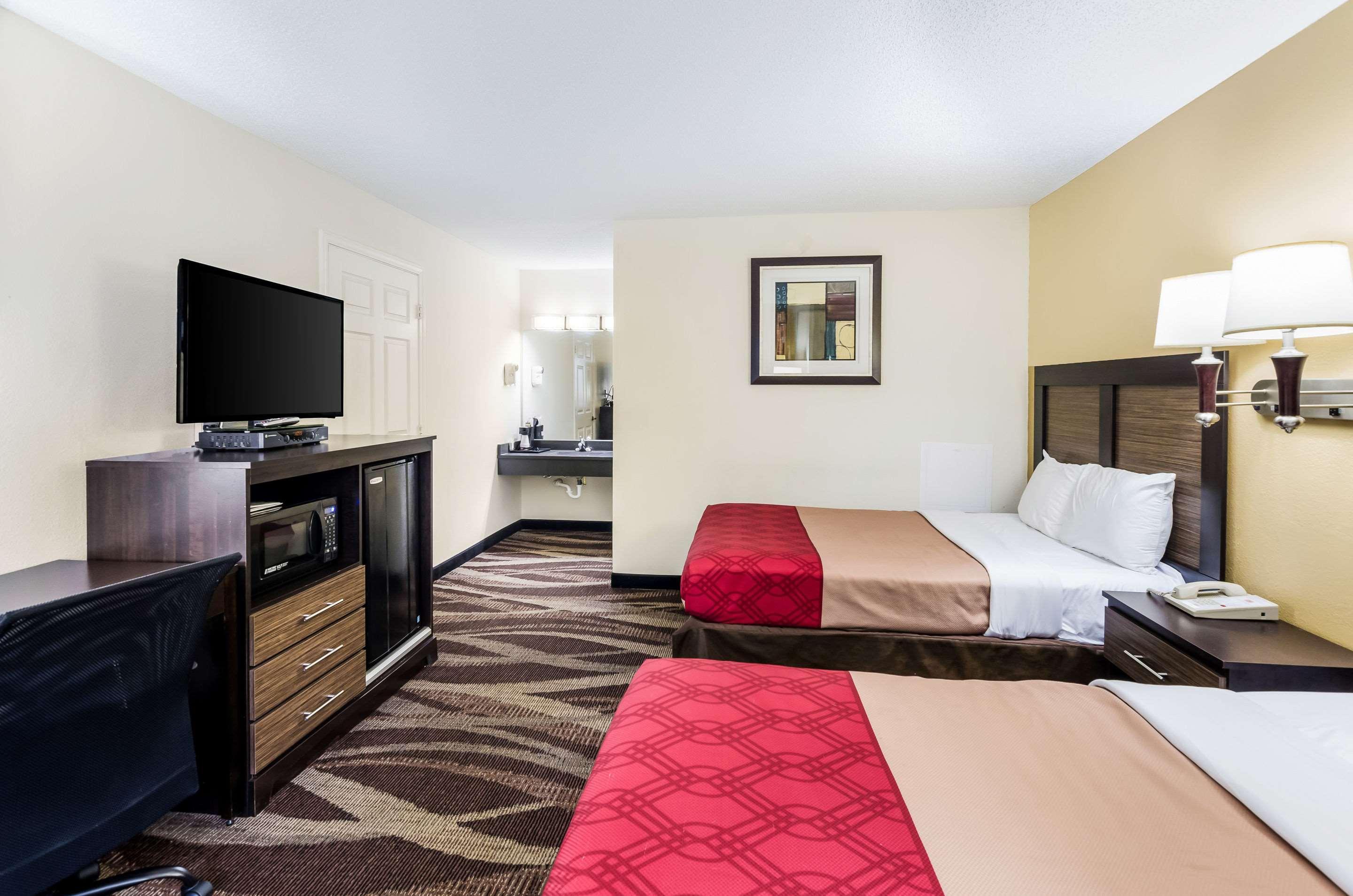 Econo Lodge Glade Springs I-81 Zewnętrze zdjęcie